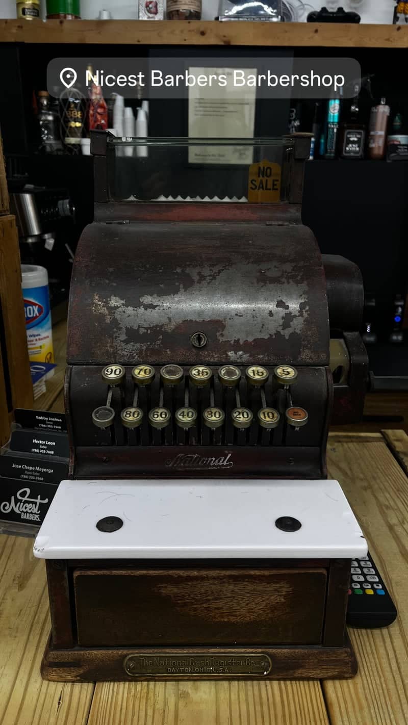 Nicest Barbers Barbershop - Image 1
