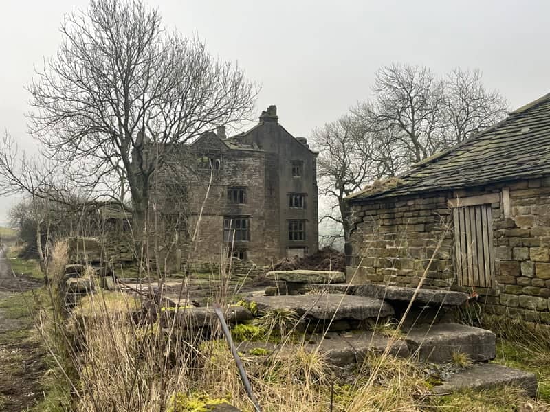 Great Learings Ruins - Image 1