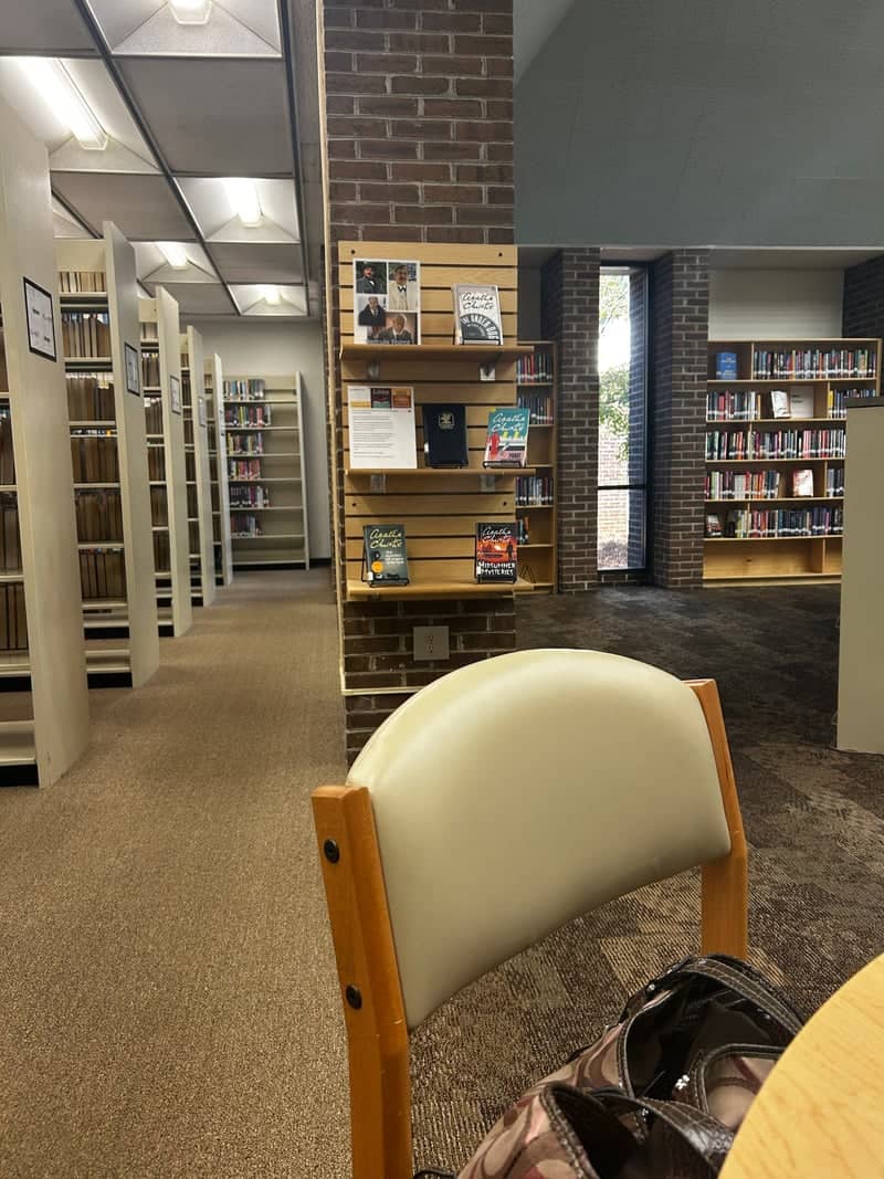 Kershaw County Library - Image 1