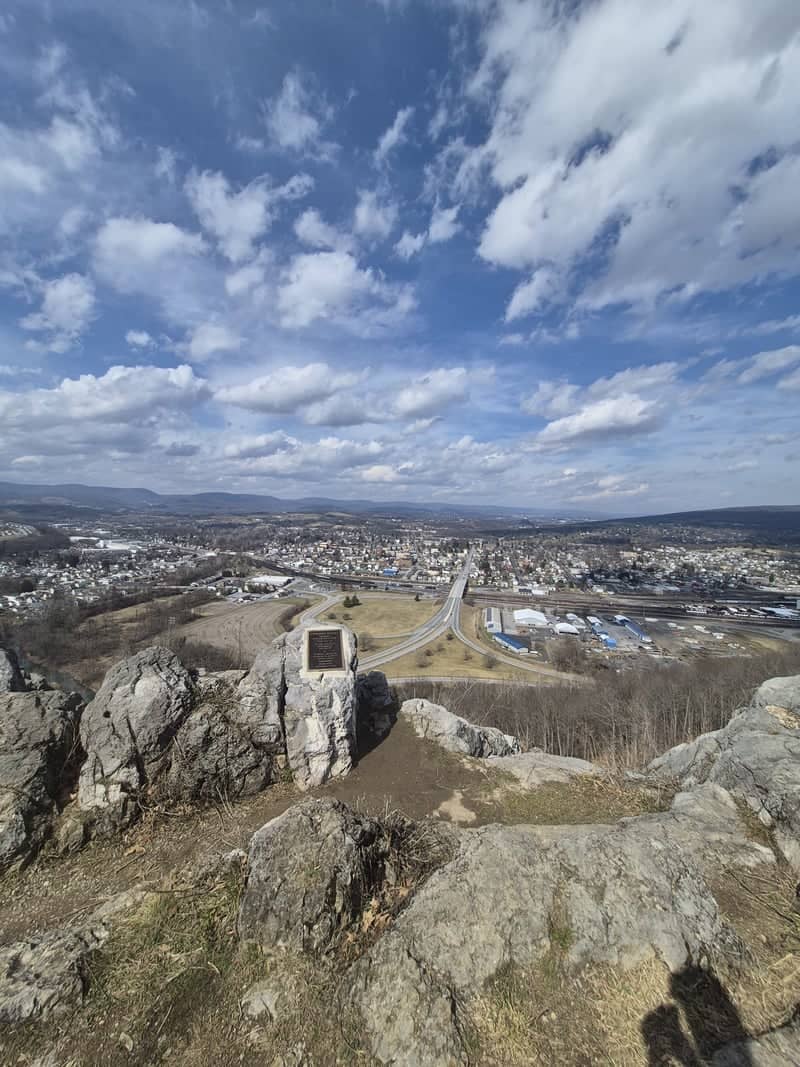 Chimney Rocks Park Overlook - Image 1