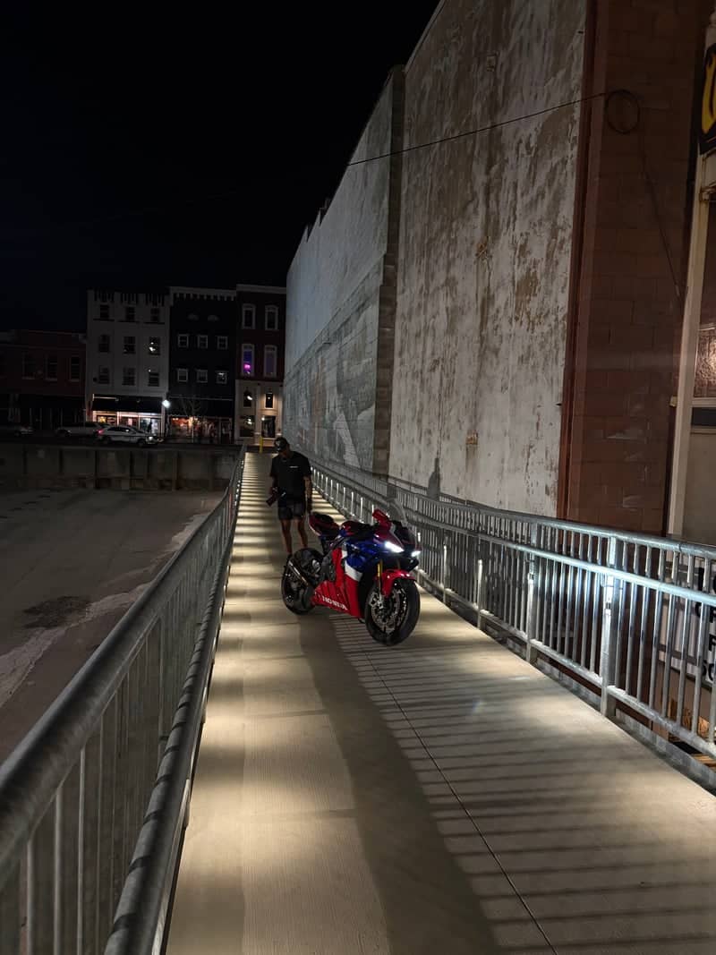 Downtown Clarksville Pedestrian Walkway - Image 1