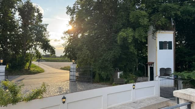 Schloss Lauterbach Gatehouse - Image 1