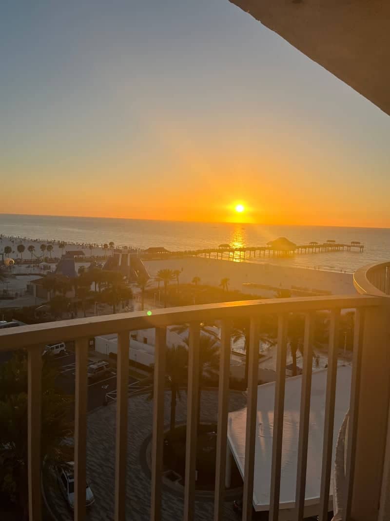 Hilton Clearwater Beach Resort & Spa - Image 1