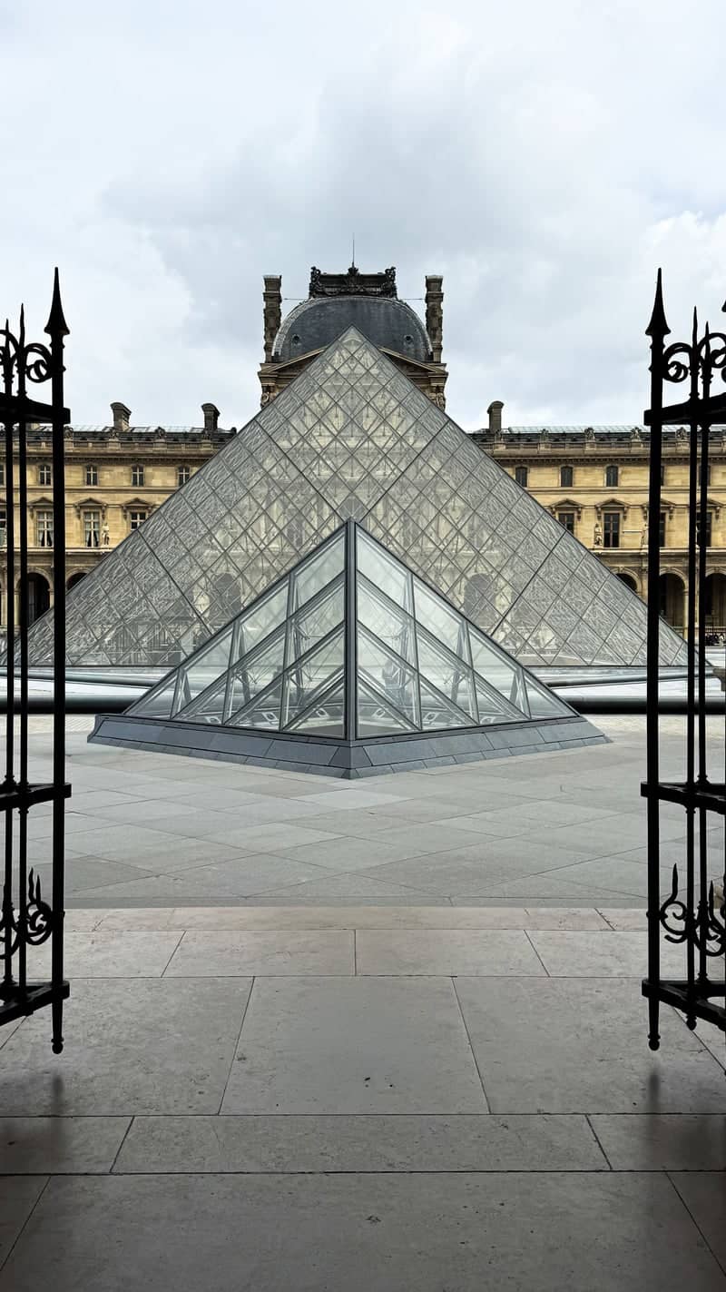 Louvre Pyramid - Image 1