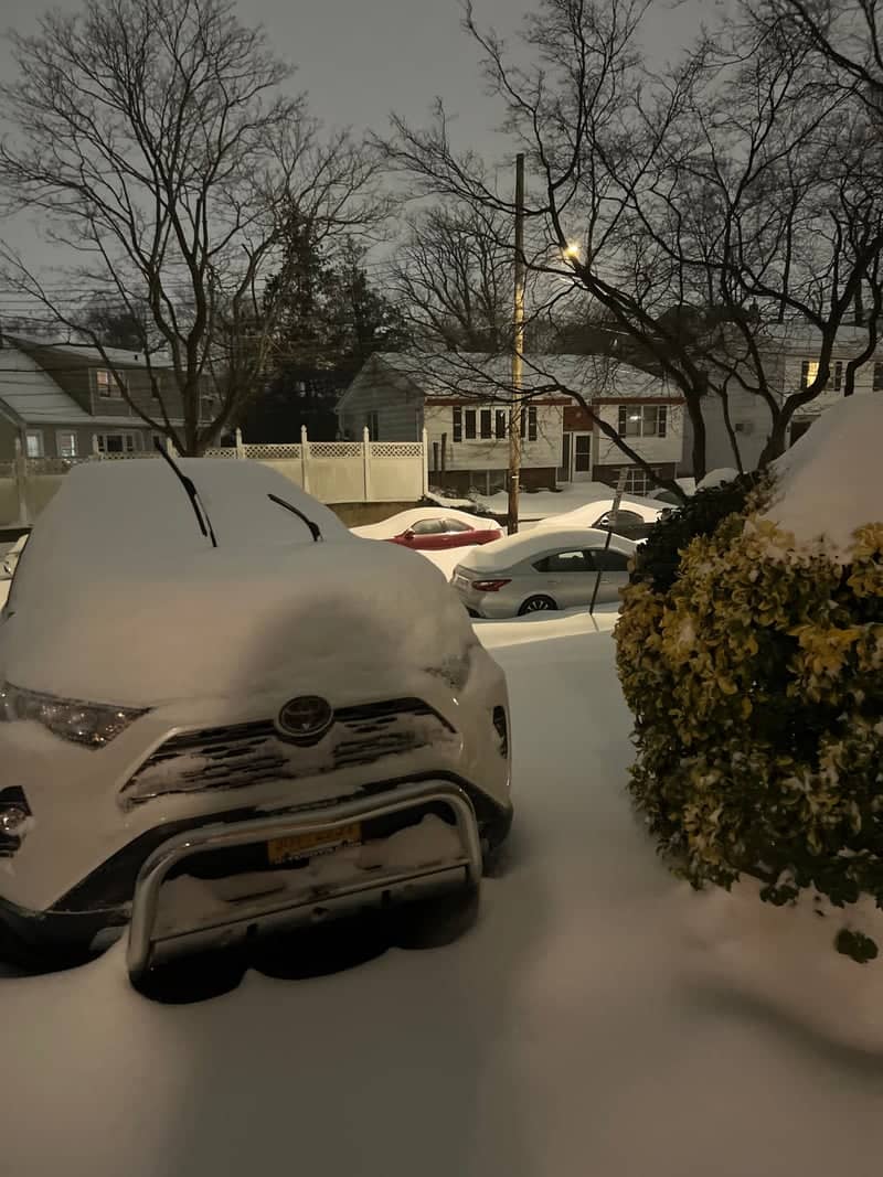 Mount Vernon Residential Winter Scene - Image 1