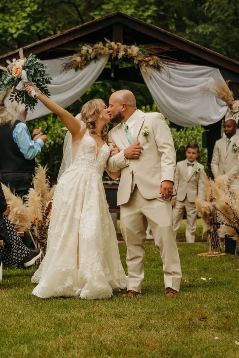 Conover Outdoor Wedding Venue - Image 1