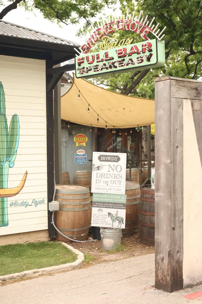 Gruene Grove - Image 1