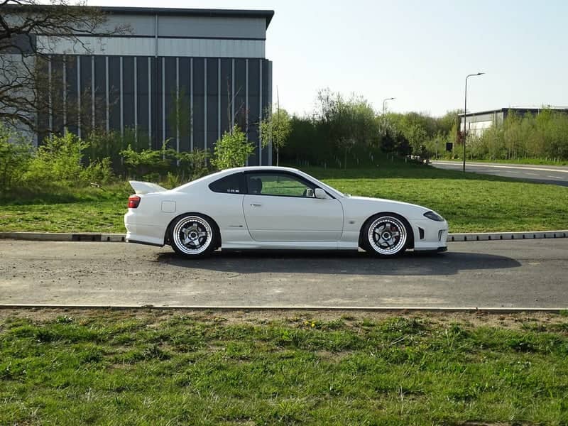 Bicester Industrial Park Automotive Spot - Image 1
