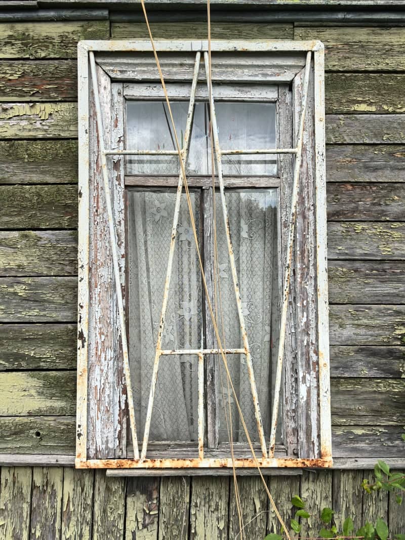 Traditional Weathered Window in Tarusa - Image 1