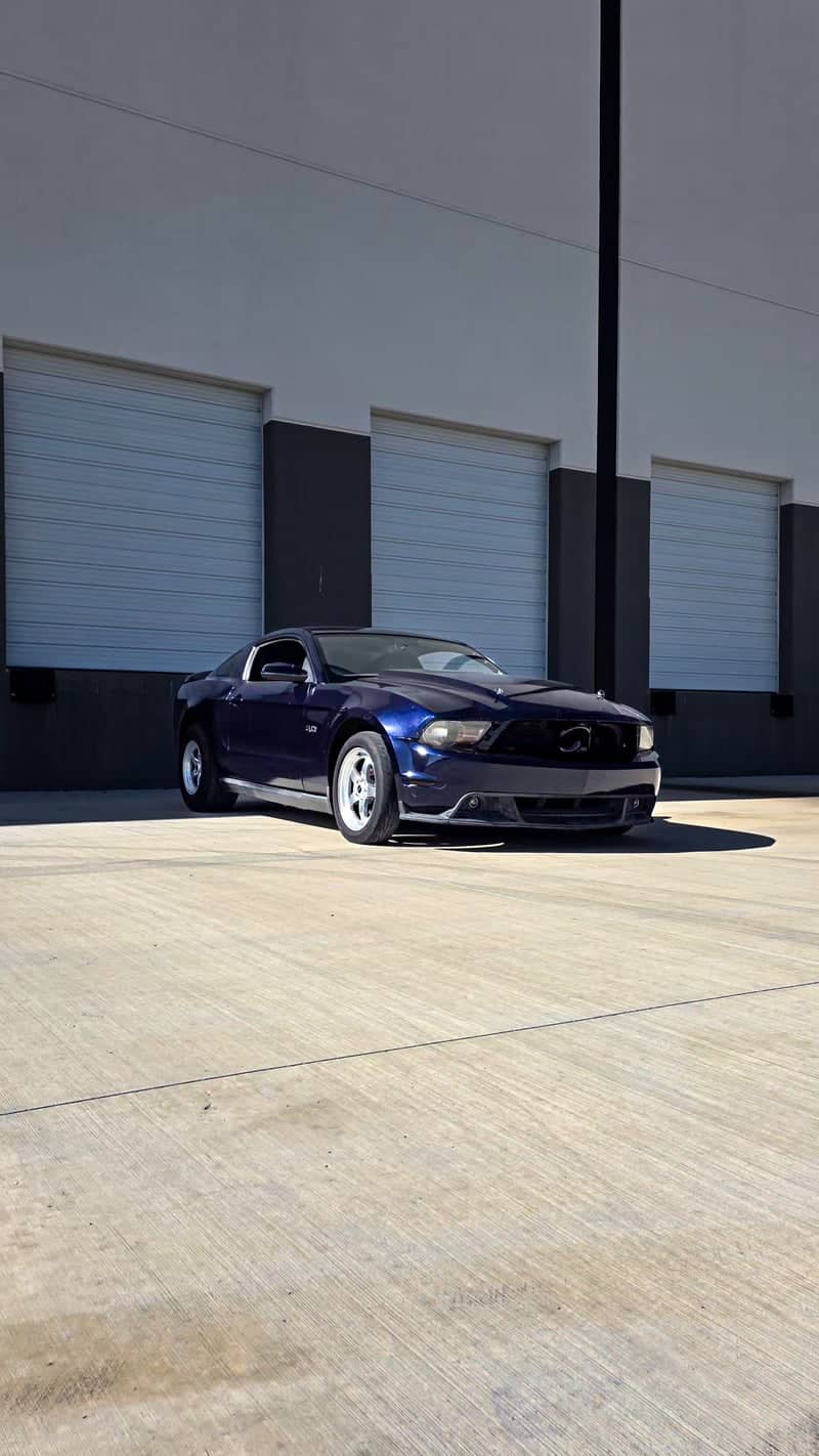 San Marcos Industrial Warehouse Backdrop - Image 1