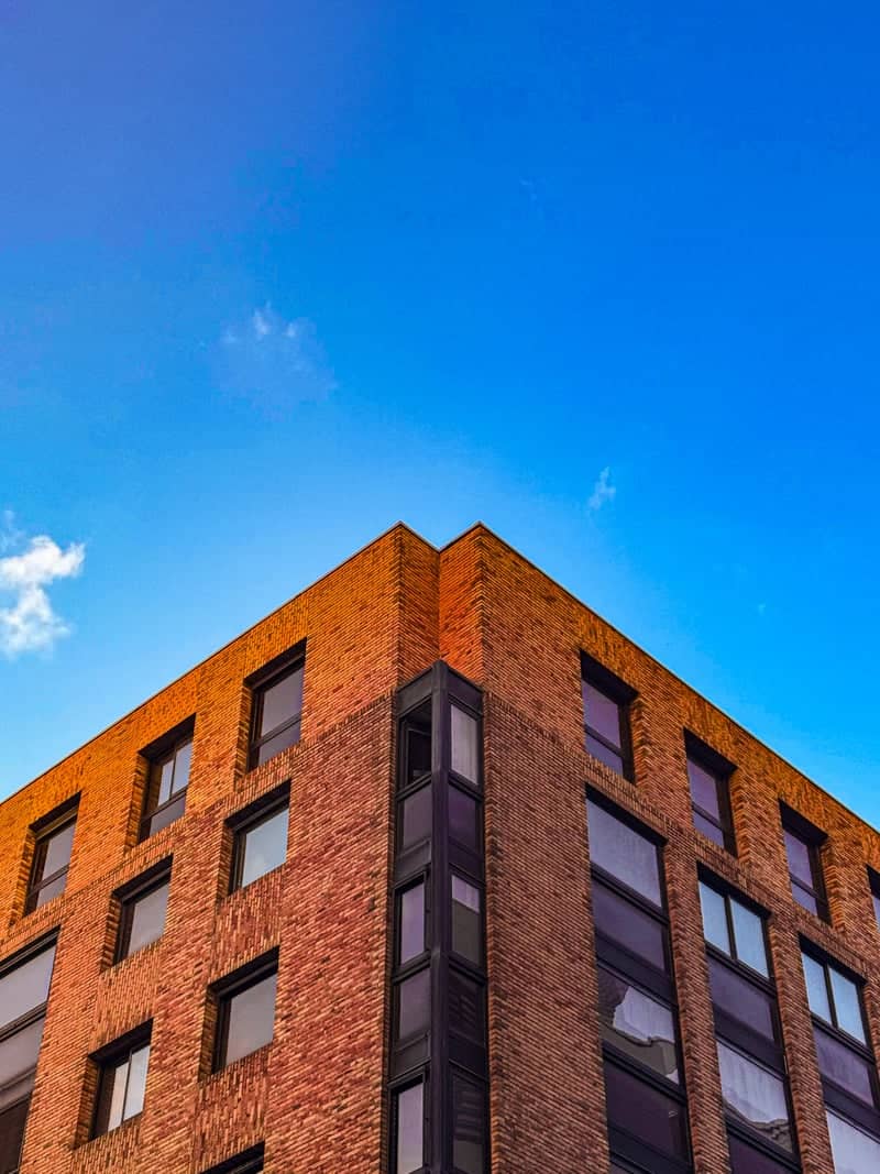 Modern Brick Architecture in Nanterre - Image 1