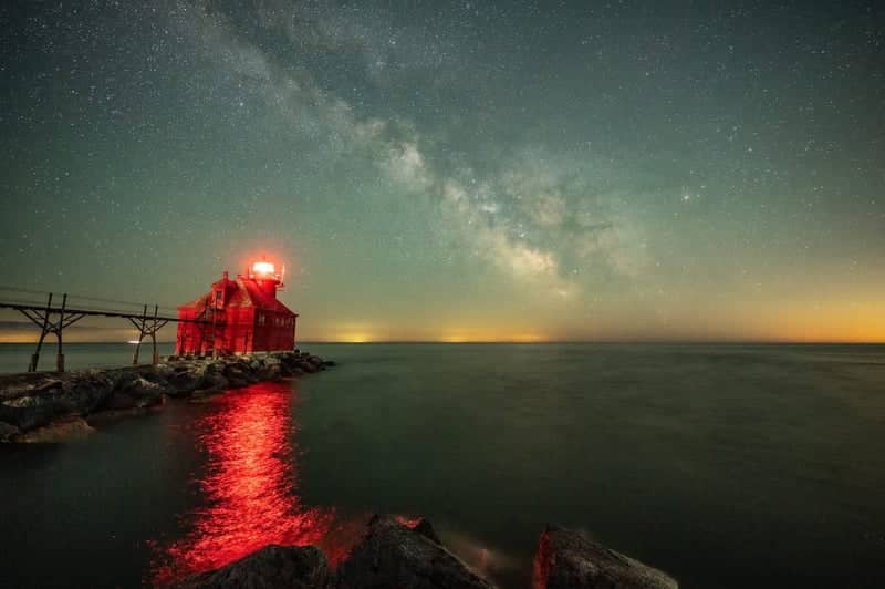 Sturgeon Bay Ship Canal North Pierhead Light - Image 1