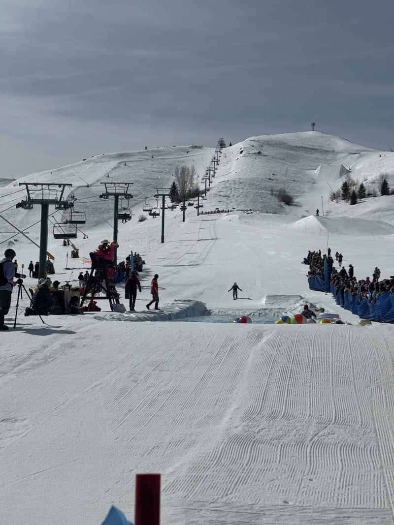 Dollar Mountain Pond Skim - Image 1