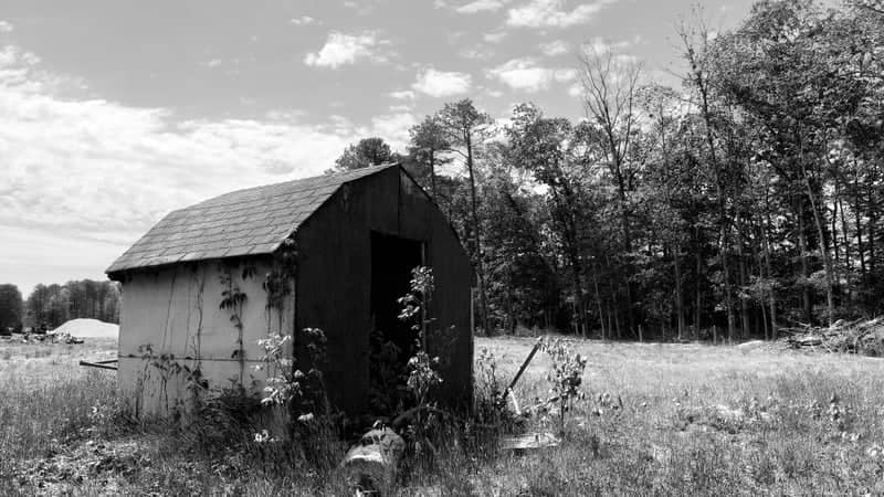Abandoned Shed at Allied Parkway - Image 1