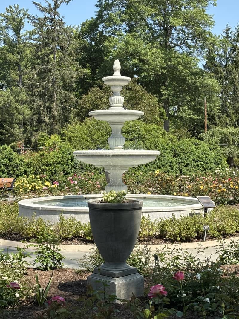 Colonial Park Gardens - Image 1