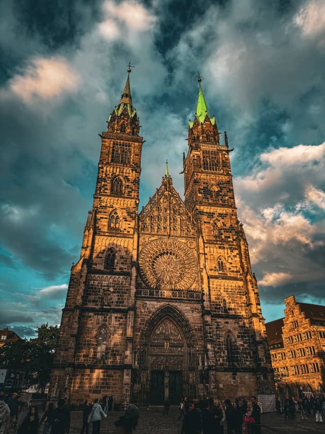 St. Lorenz Church (Lorenzkirche) - Image 1