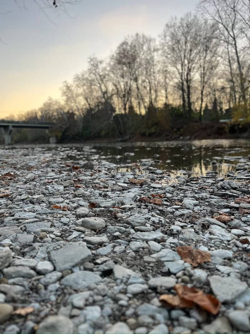 Little Miami Riverbank at Nisbet Park - Image 1