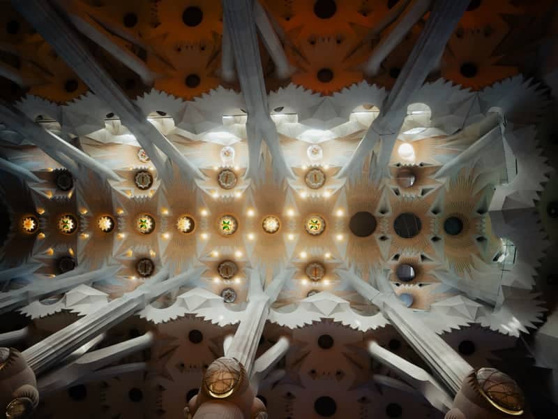 Sagrada Família Interior - Image 1