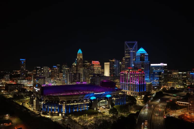 Bank of America Stadium Skyline View - Image 1