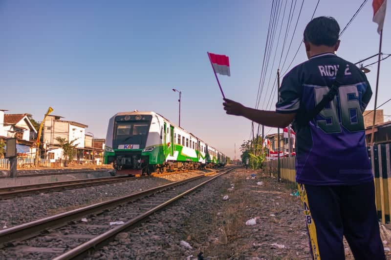 Surabaya Railway Tracks - Image 1
