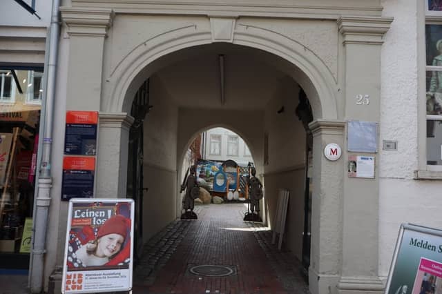 Historisches Museum Aurich Entrance - Image 1