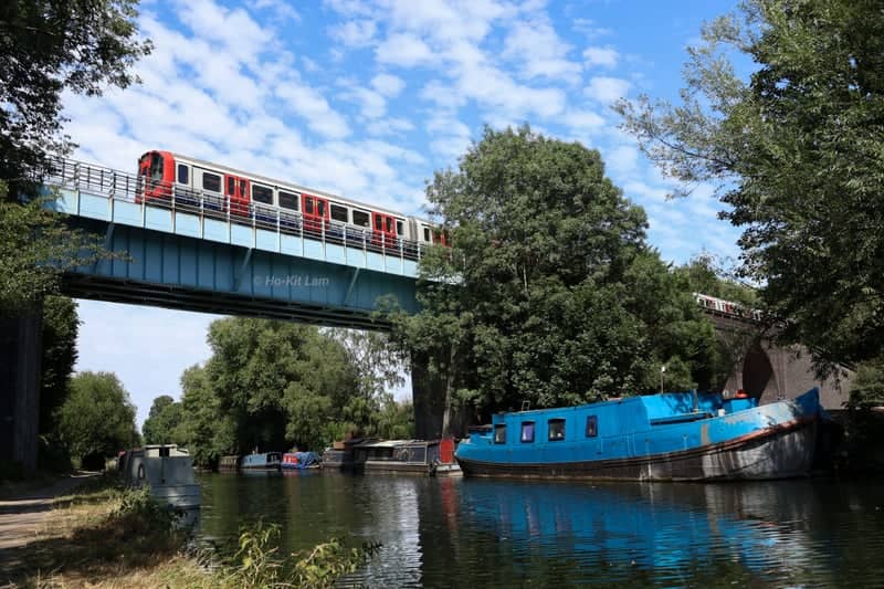 Grand Union Canal Rickmansworth Bridge - Image 1