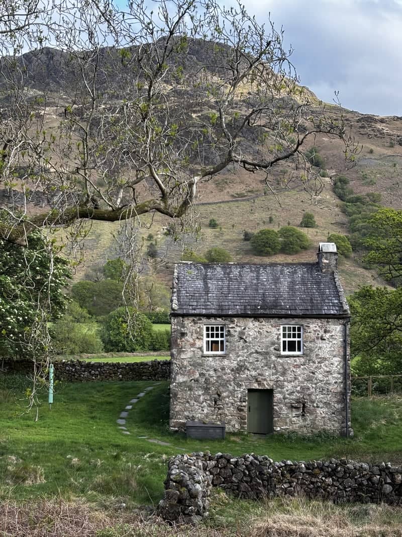 Slater's Bridge Cottage, Little Langdale - Image 1