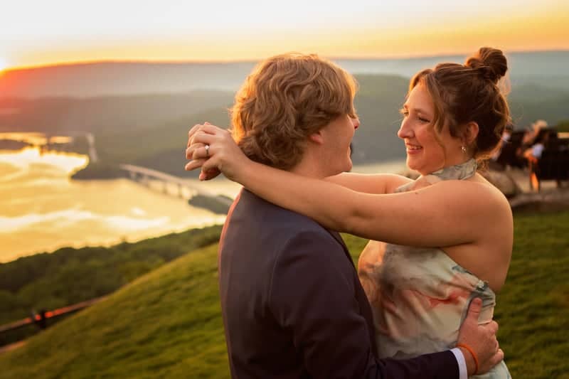 Tennessee River Gorge Overlook at Riverdance - Image 1