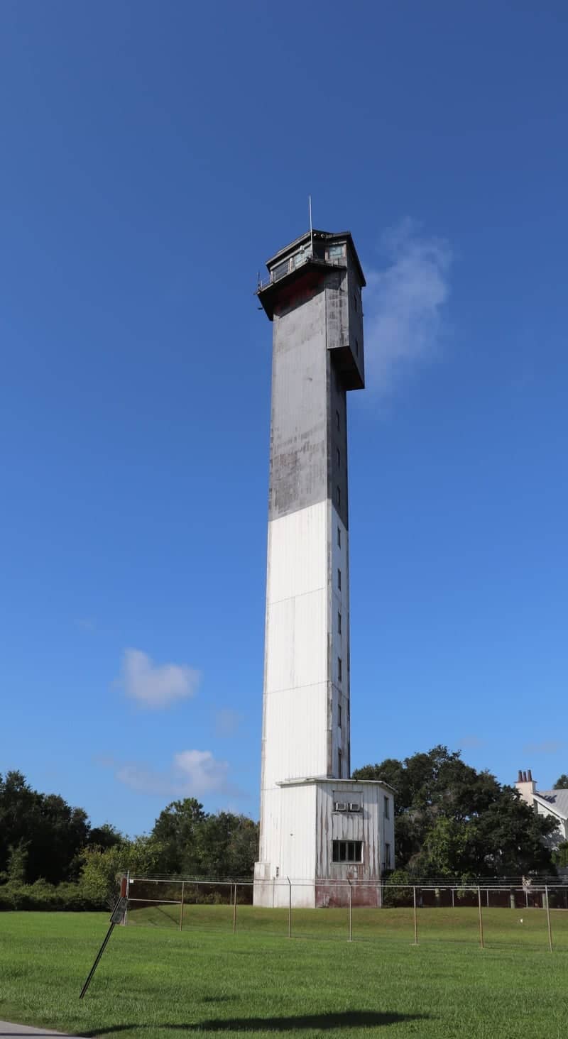 Charleston Light (Sullivan's Island Lighthouse) - Image 1
