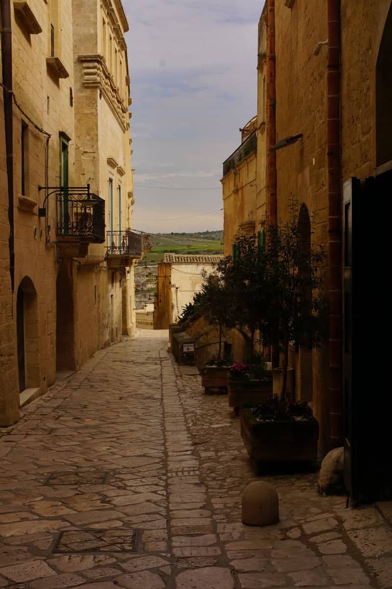 Sassi di Matera Alleyway - Image 1