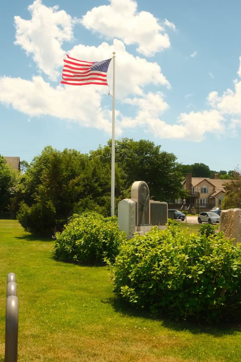 Narragansett Veterans Memorial - Image 1