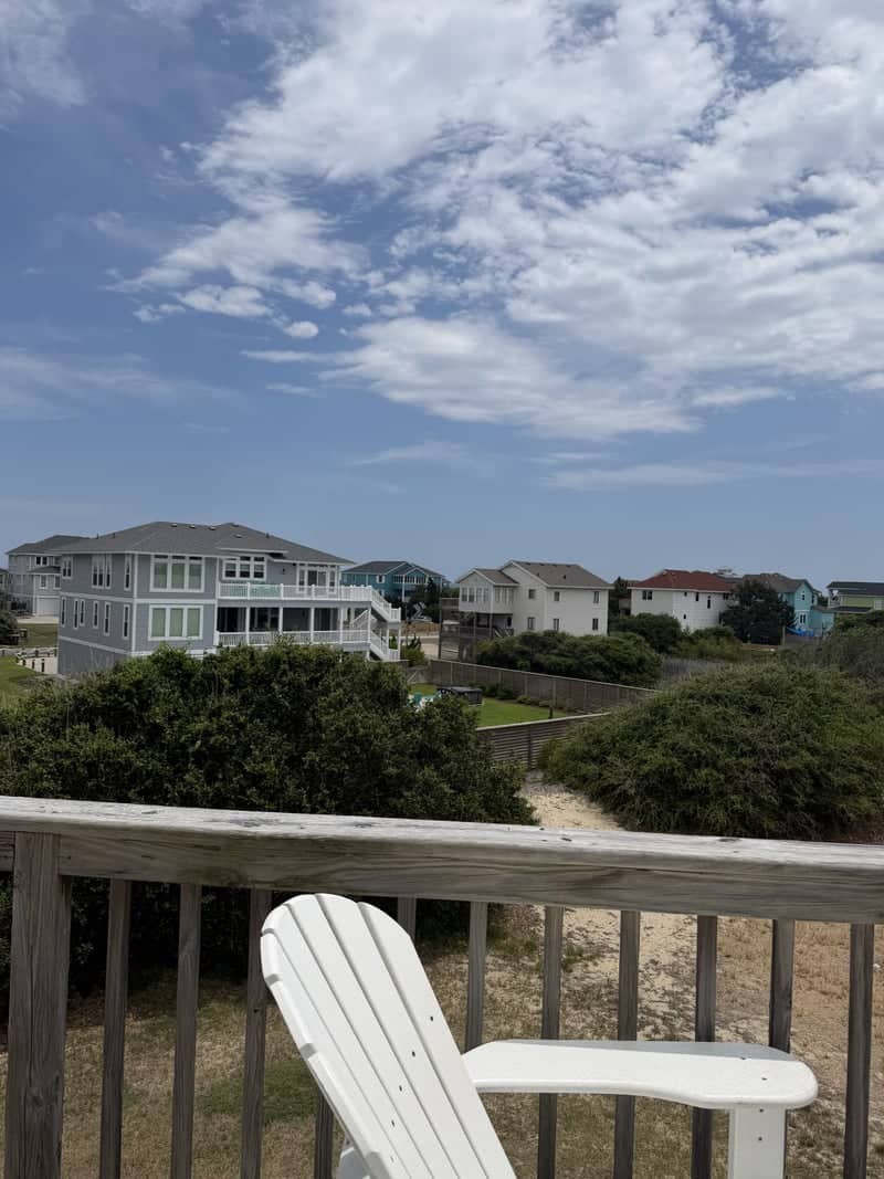Whalehead Beach Coastal View - Image 1