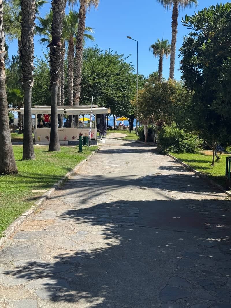 Olbiya Park Promenade - Image 1