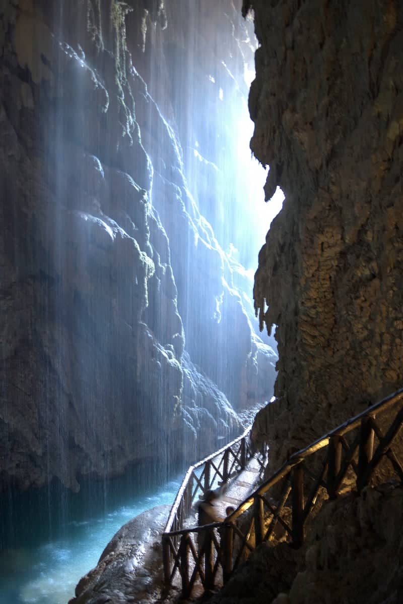 Monasterio de Piedra - Gruta Iris - Image 1
