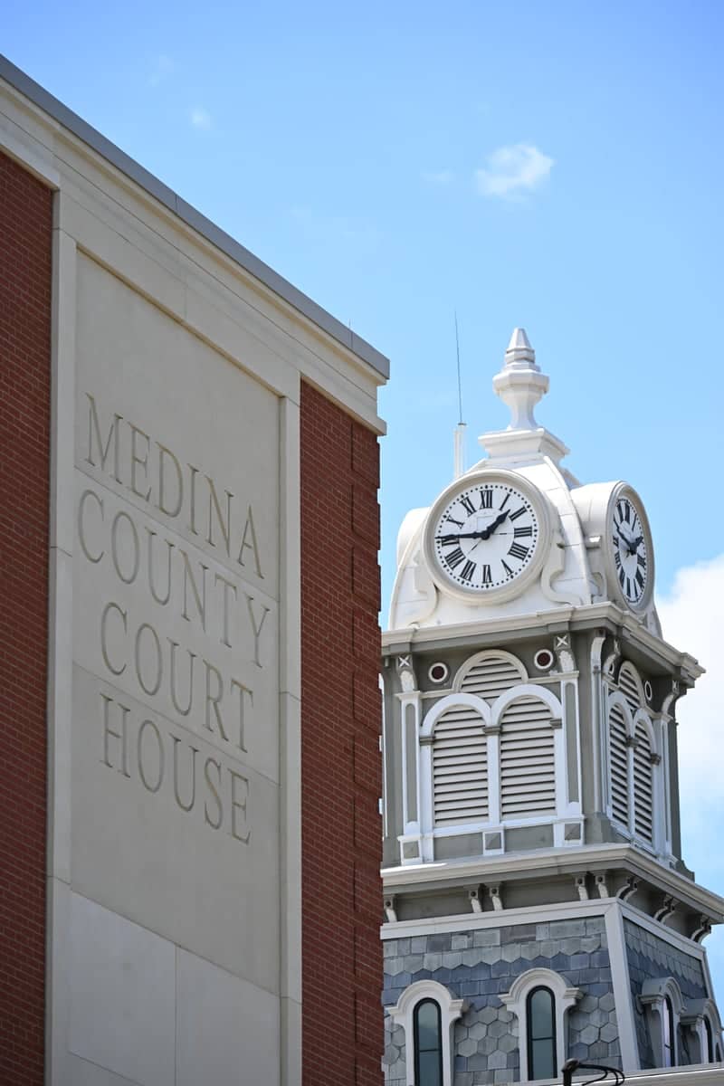 Medina County Courthouse - Image 1