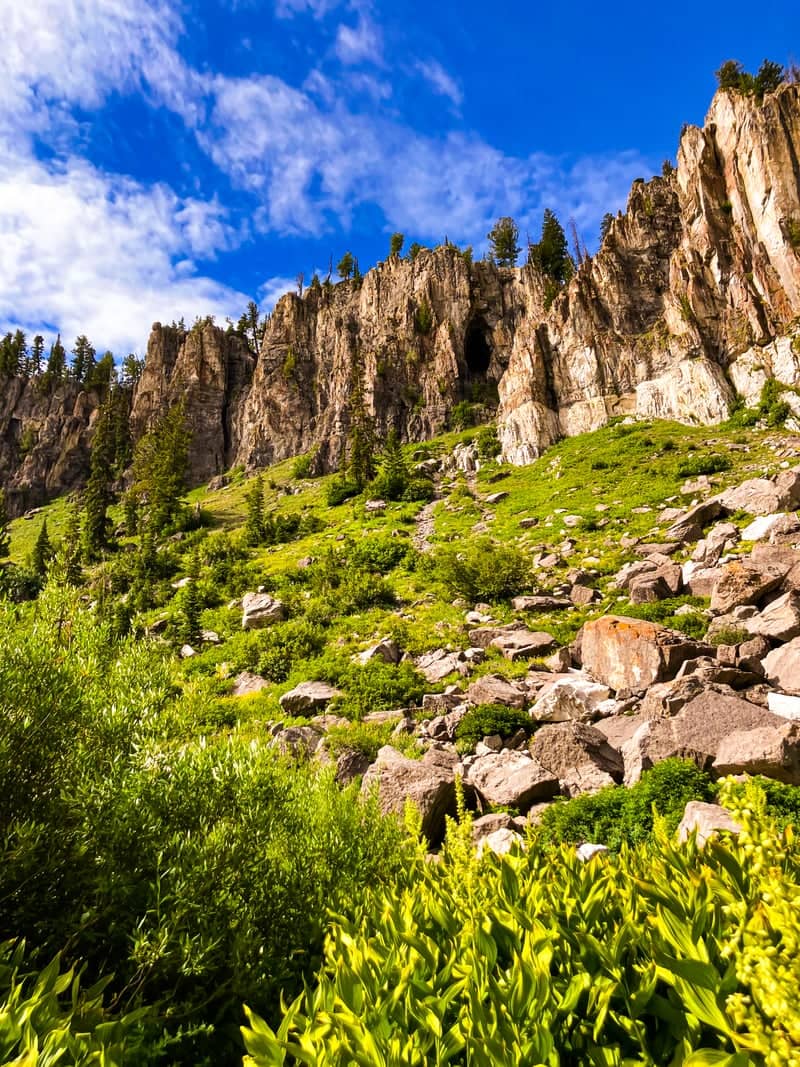 Diamond Mountain Cliffs - Image 1