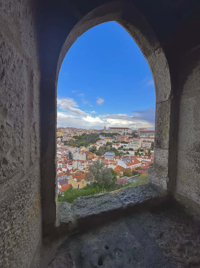 Castelo de S. Jorge Archway View