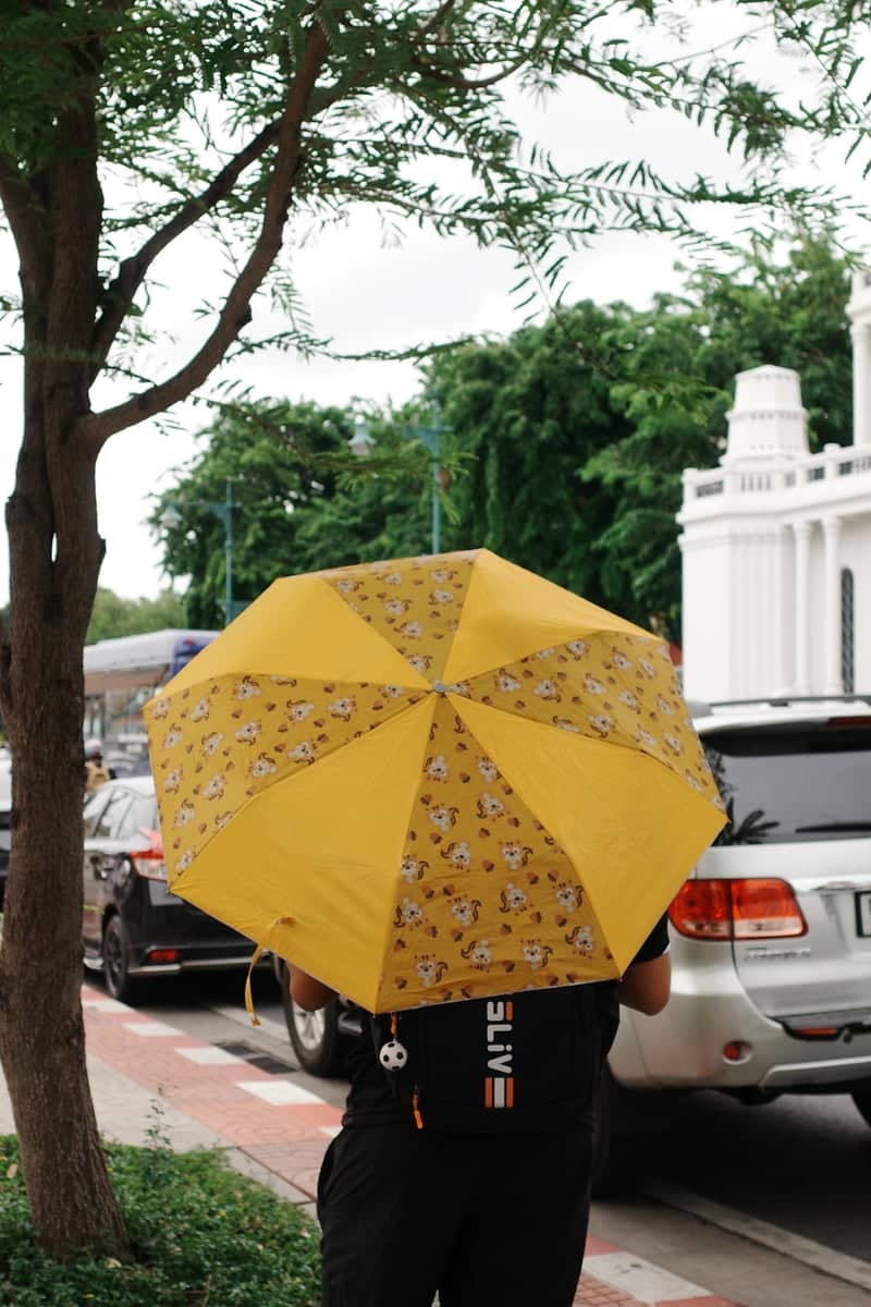 Old City Bangkok Street - Image 1