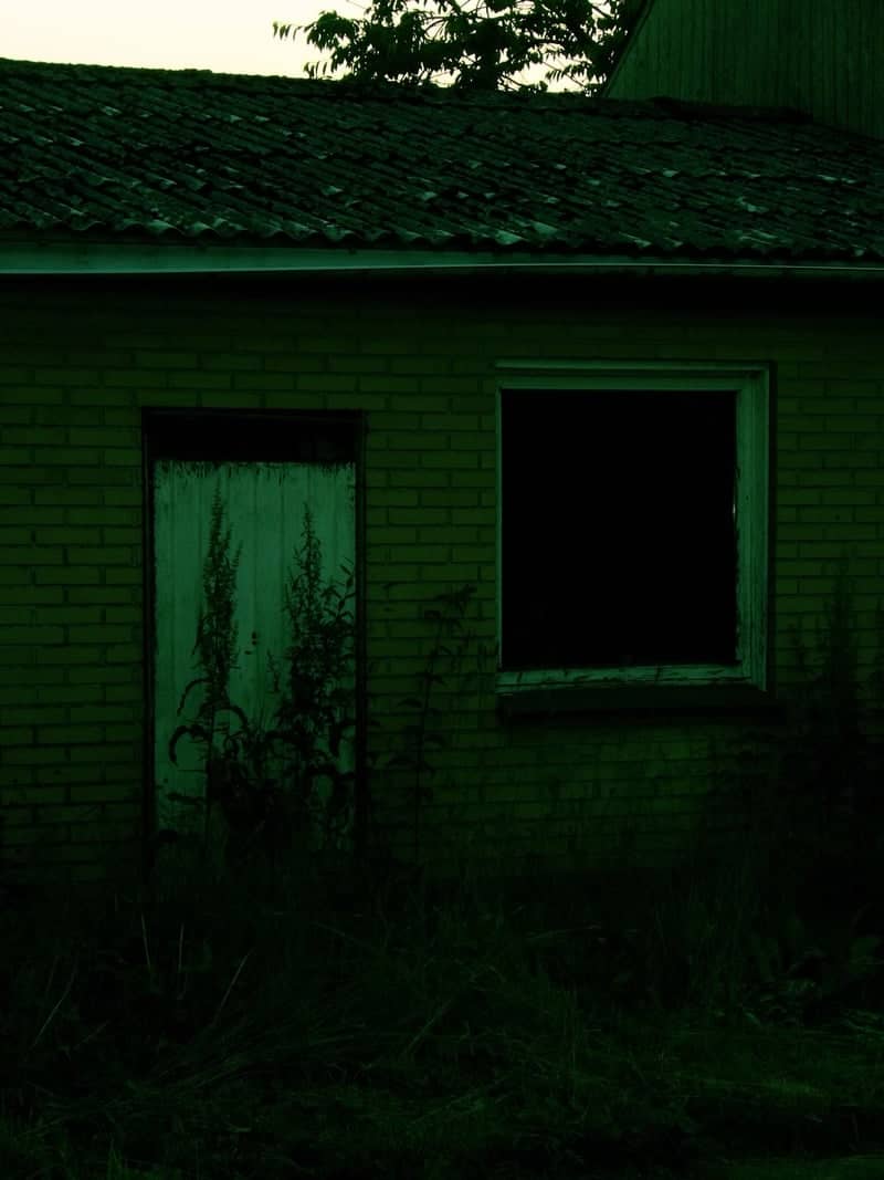 Moody Brick Outbuilding in Bælum - Image 1