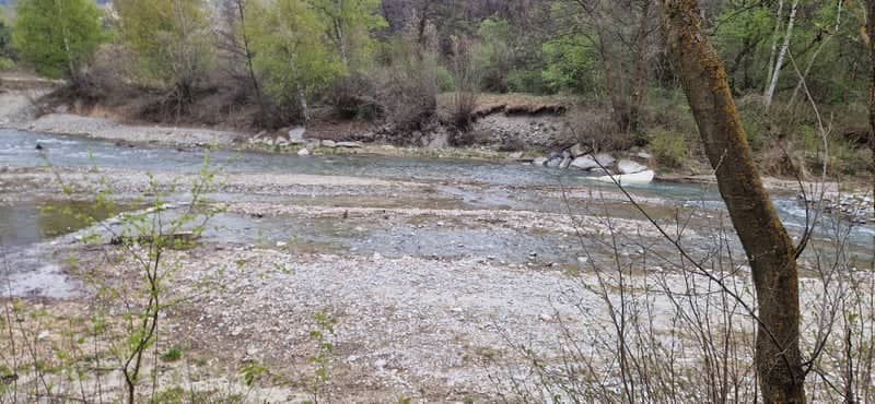 Adige Riverbank in Sluderno - Image 1