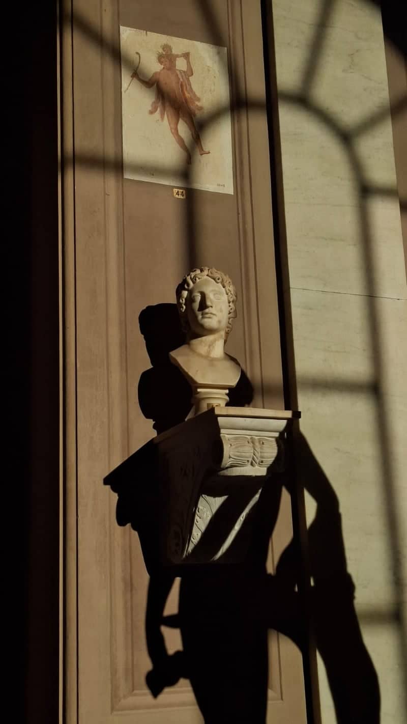 Classical Art Gallery - Image 1