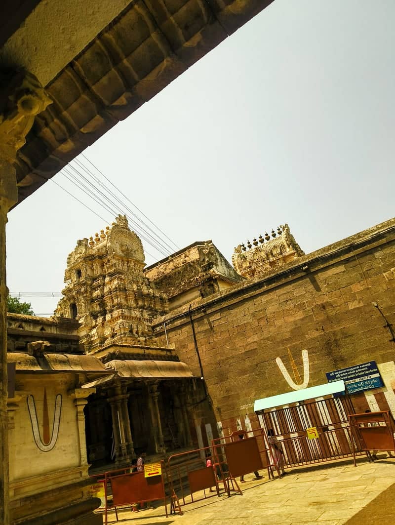 Varadharaja Perumal Temple - Image 1