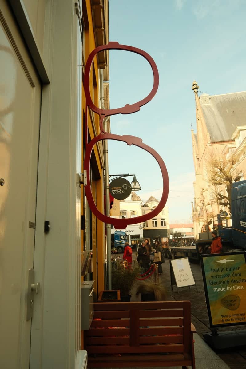 Giant Spectacles Sign, Deventer - Image 1