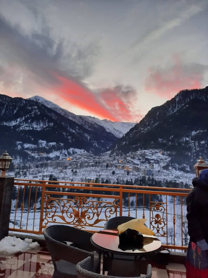 Manali Valley Mountain View - Image 1