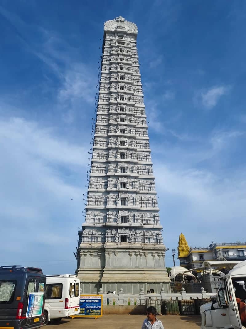 Murdeshwar Temple Raja Gopura - Image 1