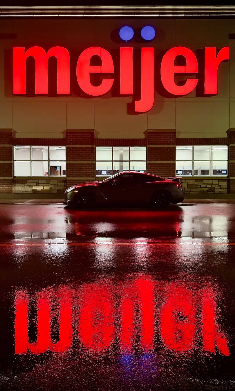 Meijer Grand Rapids (Knapp's Corner) - Image 1