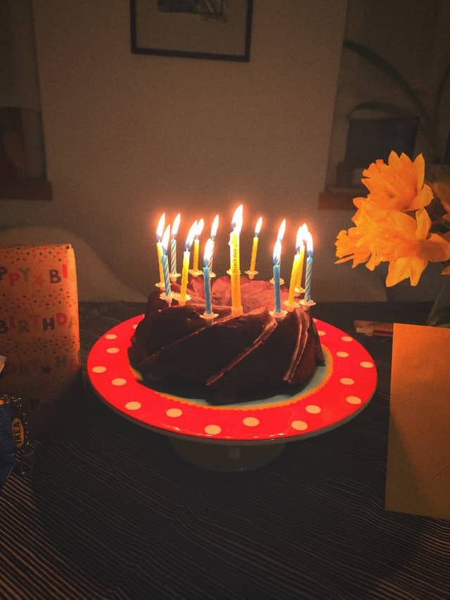 Mainz Birthday Celebration Scene - Image 1