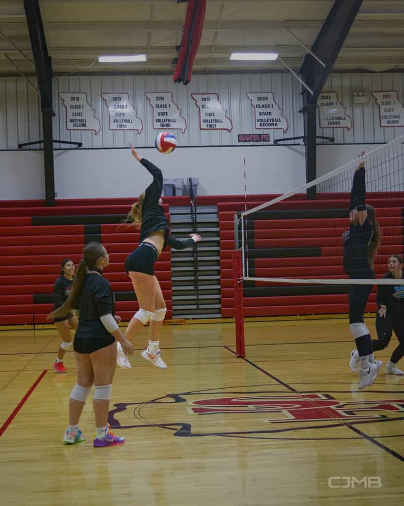 Santa Fe High School Gymnasium - Image 1