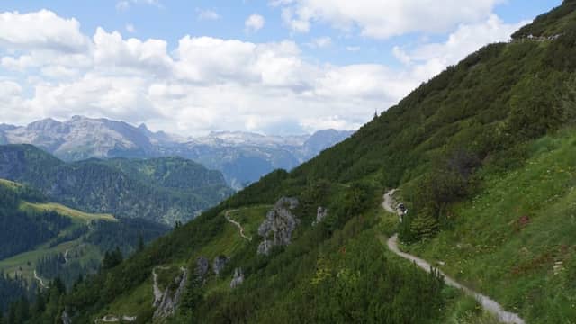 Jenner Mountain Hiking Trail - Image 1