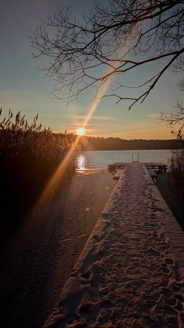 Wutzsee Lakeside Pier - Image 1